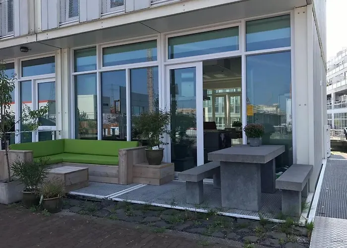 Large And Cosy House On The Water: Free Parking Prázdninový dům *